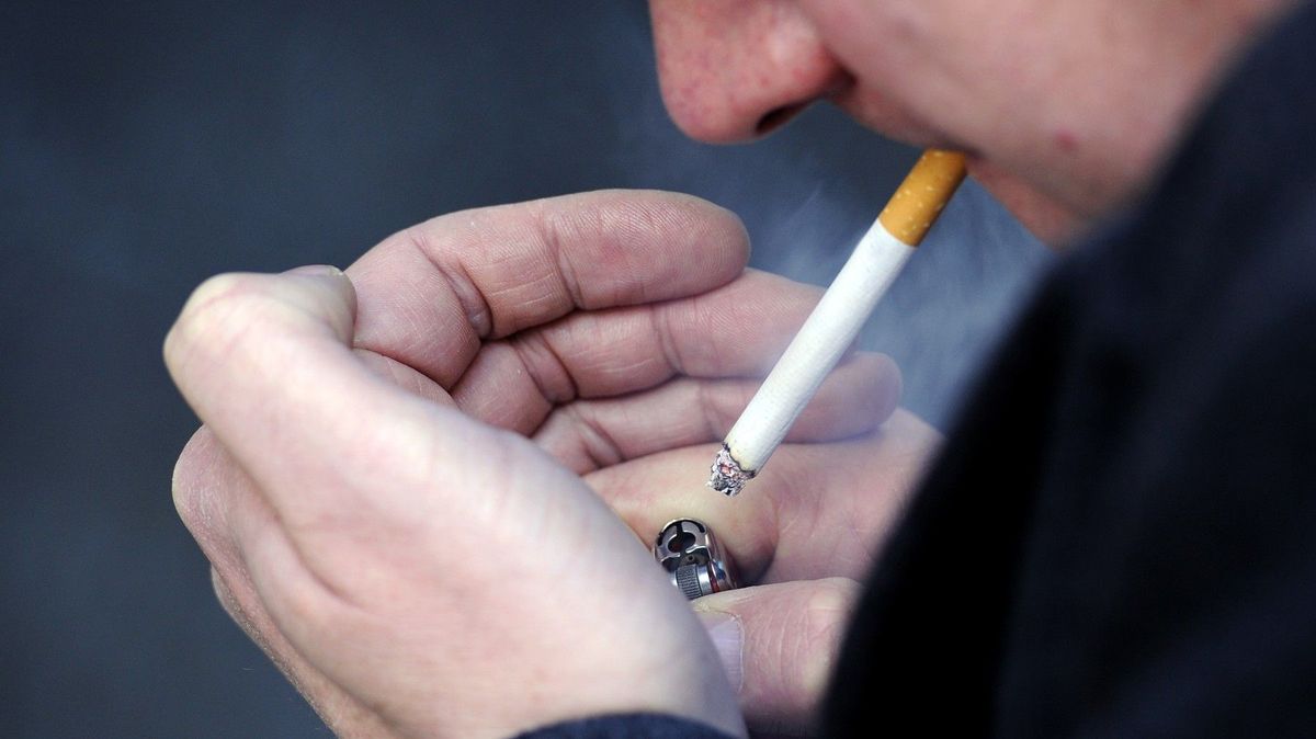 Krabička nestačí, Kanada zavádí povinné varování na každé jednotlivé cigaretě